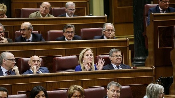 Espagne mini-reforme avortement adoptee 4 deputes PP abstenir