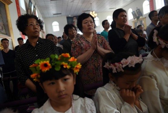 Chine le parti communiste prévient ses membres croyants pratiquer une religion est interdit