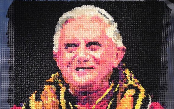 portrait Benoît XVI préservatifs indignation catholiques Milwaukee Niki Johnson