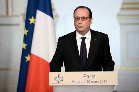 Hollande abandonne révision Constitution