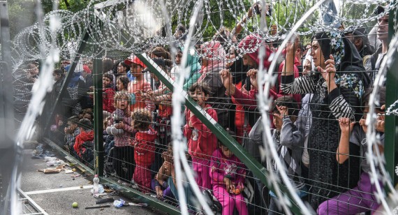 Rétablir contrôles frontières UE coût crise migrants