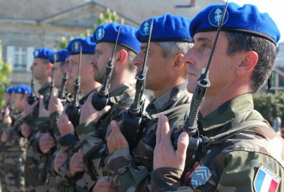 Police militaire UE entraînement désordres civils