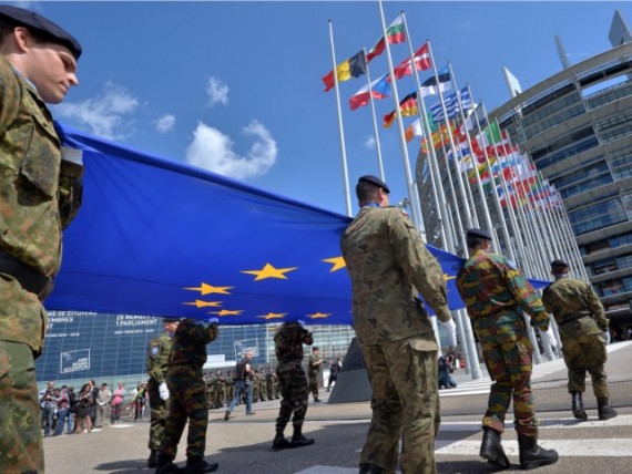 UE plan secret armée européenne Brexit
