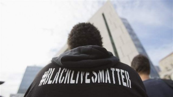Economiste noir harvard réfute Black Lives Matter