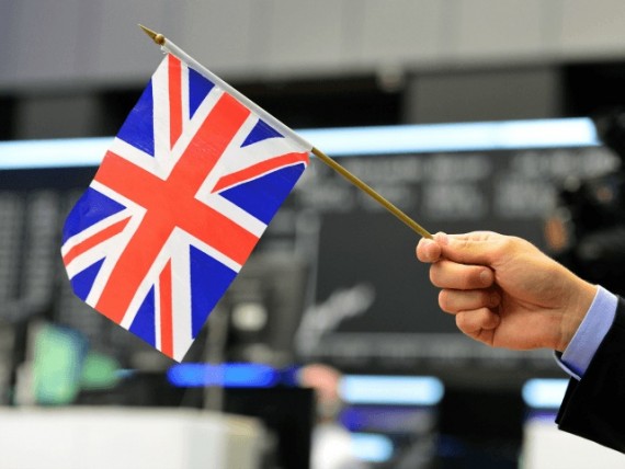 livre faible attire investisseurs étrangers Brexit