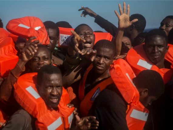 nouveaux migrants Italie statut réfugiés 2016