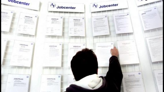 Danemark réduction allocations jeunes chômeurs