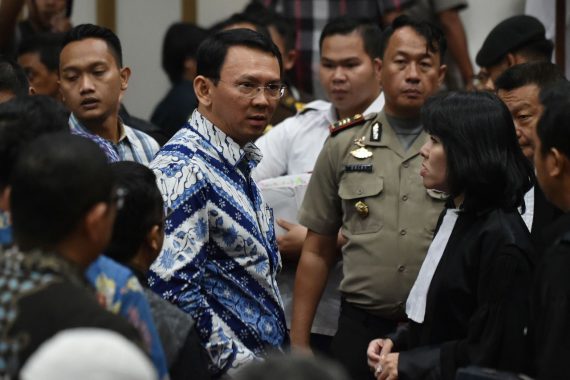 Ahok gouverneur chrétien Jakarta prison blasphème