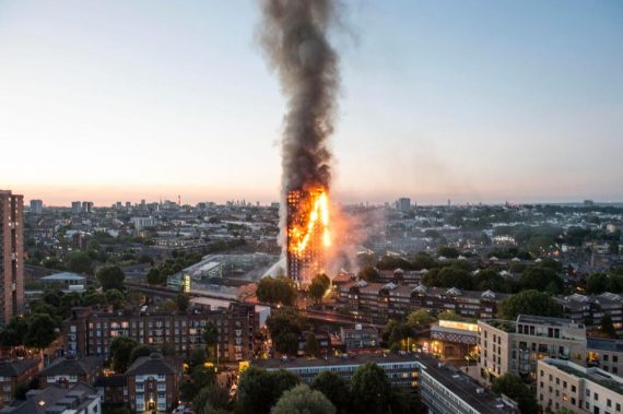 incendie Grenfell Tower parements inflammables isolation obligatoire