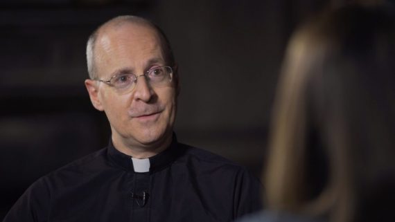 mettre jour catéchisme homosexualité père James Martin conseiller presse Vatican