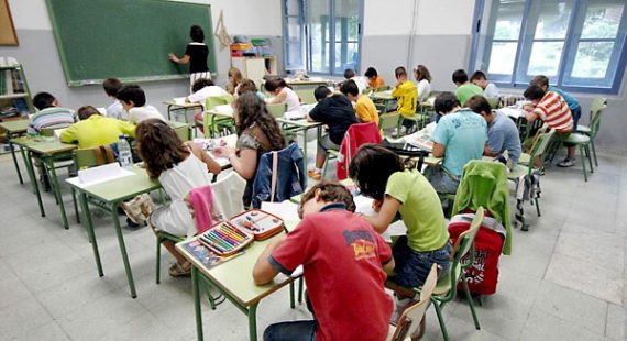 normalité mineurs transsexuels programme scolaire Partido Popular Andalousie Espagne