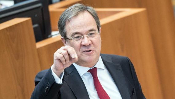 vice président CDU Armin Laschet propositions Macron Europe intégrée