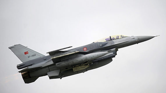 Damas ’armée syrienne abattre avions militaires turcs