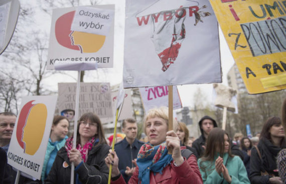 initiative citoyenne avortement Pologne Diète