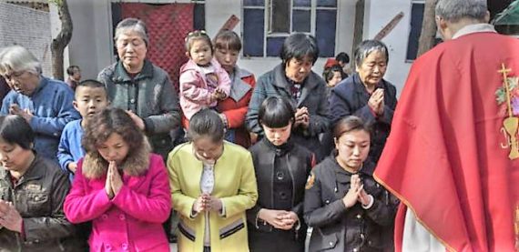 prêtre chassé paroisse Chine Persécution catholiques fidèles communiste