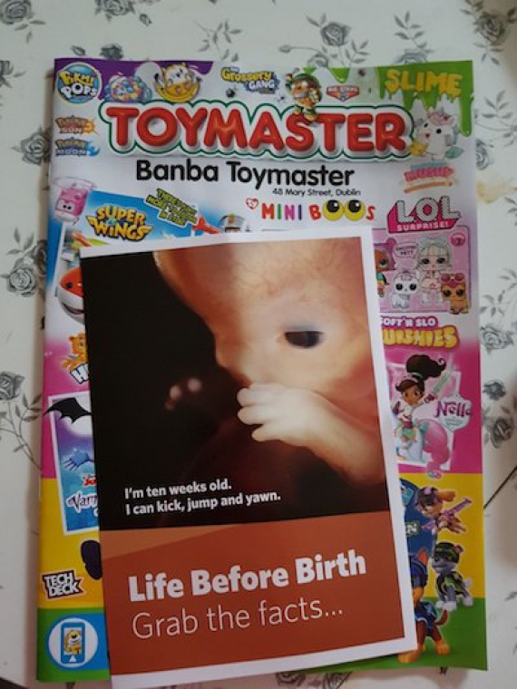 Irlande dépliant anti avortement catalogue jouets Banba Toymaster distribué