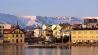 Olafur Ragnar Grimmson : « l’Islande sort de la crise de 2008 grâce à la faillite des banques »
