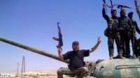 Les rebelles modérés rejoignent Al Qaïda avec les armes américaines