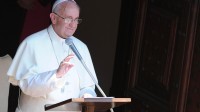Le pape François condamne l’avortement, l’euthanasie et la “fabrication” d’enfants