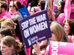 Le combat féministe toujours plus hystérique – au détriment des hommes