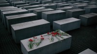 Huffington Post Breitbart antisemitisme Holocauste