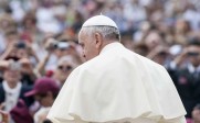 Le pape François critiqué par les Américains sur la politique, par les Européens sur la morale