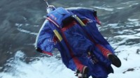 Saut-base-jump-wingsuit-Kilimandjaro