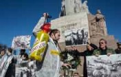 La photo : la parade des anciens de la Waffen SS « désinfectée »