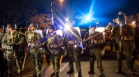 Skunk liquide chimique nauséabond police américaine contrôler foule moufette émeutes
