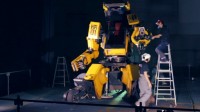 Etats-Unis Japon affrontement robots géants