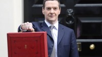 budget britannique attaques contre familles travailleurs Royaume-Uni Osborne