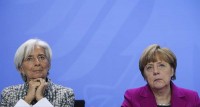 A propos de la Grèce, Angela Merkel fait pression sur le FMI