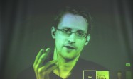 Edward Snowden affirme que les extra-terrestres, s’ils existent, cryptent  leurs communications de manière à les rendre indétectables