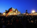 Grosse mobilisation du mouvement anti-islamisation PEGIDA à Dresde en Allemagne ; un manifestant grièvement blessé