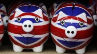 Des retraites menacées par le plan du gouvernement du Royaume-Uni de récupérer près de 9,5 milliards d’euros