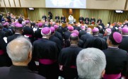 Treize cardinaux adressent une lettre au pape François pour critiquer l’organisation du synode