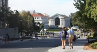 Près d’un million d’étudiants étrangers inscrits à l’université aux États-Unis