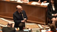 Le ministre de l'Intérieur Bernard Cazeneuve, mardi 16 janvier 2016 à l'Assemblée nationale.