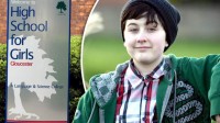 collège anglais filles accueille garçon 13 ans transgenre