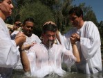 Des milliers de migrants reçoivent actuellement le baptême en Europe et surtout en Allemagne