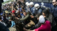 Grèce lacrymogènes Macédoine migrants