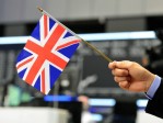 La livre faible attire les investisseurs étrangers après le Brexit