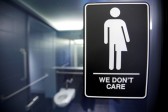 Droits transgenres Washington&nbsp;: une victime d’abus sexuels dénonce les «&nbsp;lois toilettes&nbsp;»