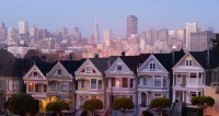 Socialisme aux Etats-Unis&nbsp;: la pression fédérale sur le logement et l’urbanisme s’accroît au nom du développement durable et contre le racisme
