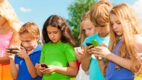 smartphones pornographie enfants adolescents réseaux sociaux suicide exploitation sexuelle
