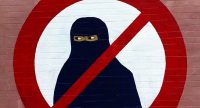 La Chambre basse des Pays-Bas adopte l’interdiction partielle de la burqa et du niqab