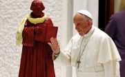 « Année Luther » : le Vatican sort un timbre à l’effigie de l’hérétique, et le diocèse de Pescara a invité un protestant à en parler