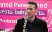 Retrait de la plainte de StemExpress contre David Daleiden, qui a révélé le scandale des organes de fœtus vendus par “Planned Parenthood”