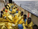Frontex soupçonne les ONG d&rsquo;être des acteurs du trafic de migrants clandestins vers l&rsquo;Italie en Méditerranée… et Soros les finance