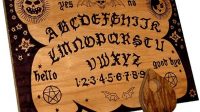 Occultisme maternelle planche Ouija Etats Unis